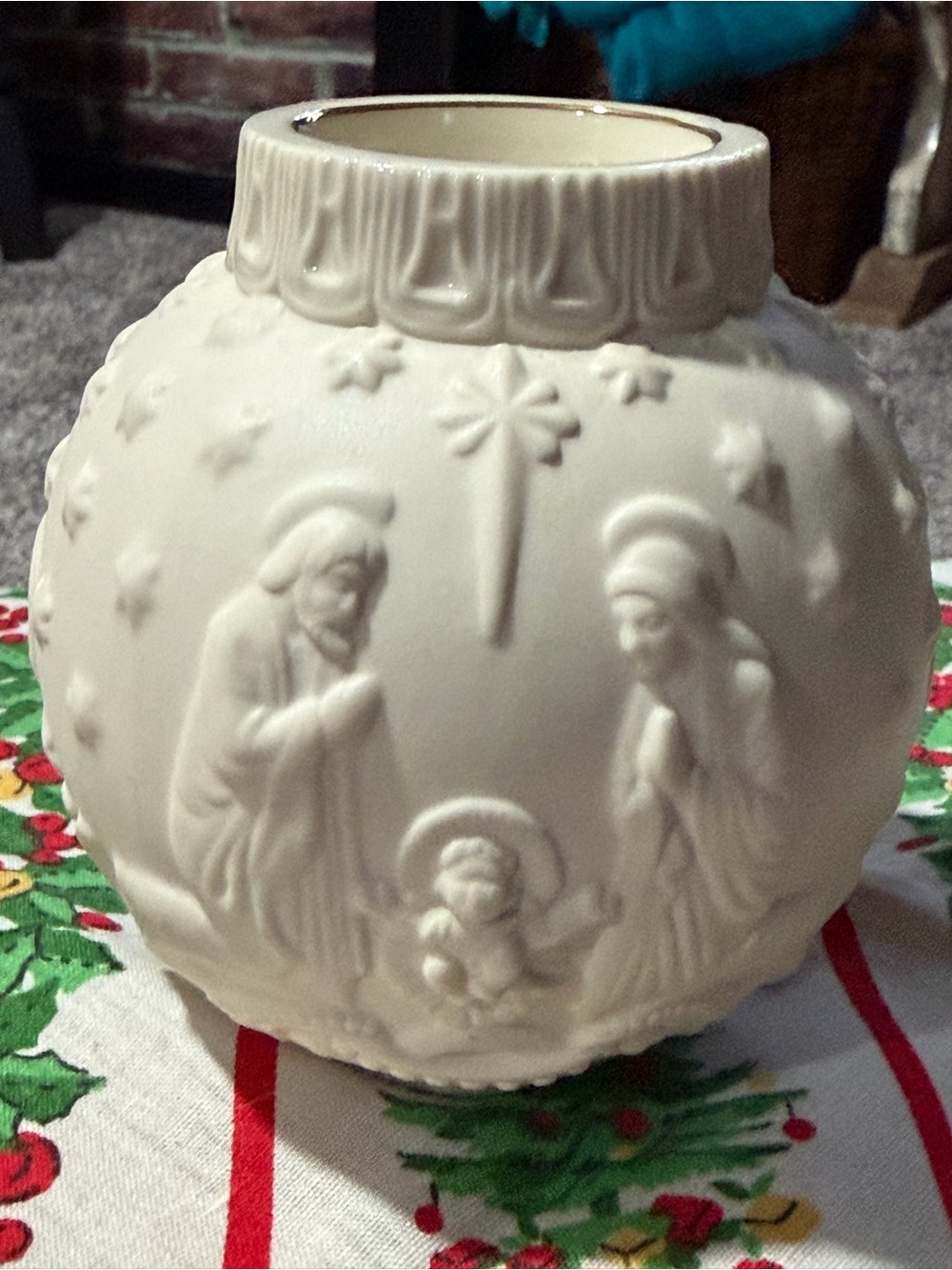 Lenox Classic White Ceramic Nativity Votive – Holiday Home Accent